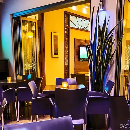 Otel Pyramos