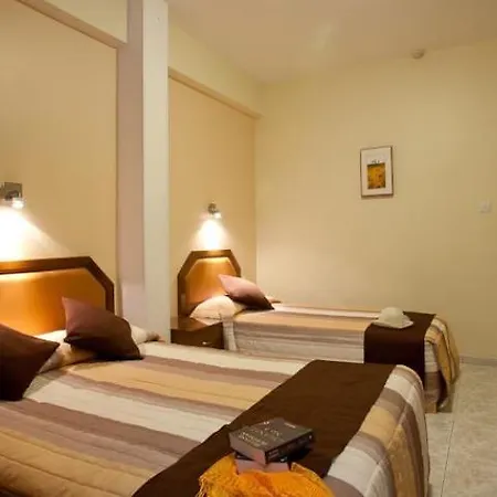 Otel Pyramos Pafos